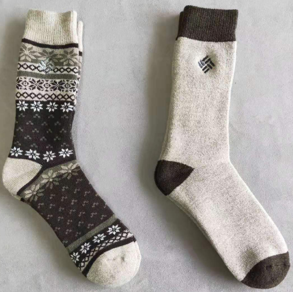 Acrylic Brush Socks