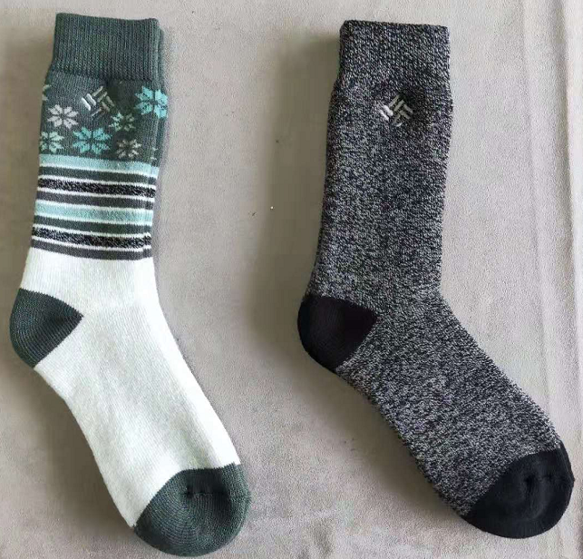 Acrylic Brush Socks