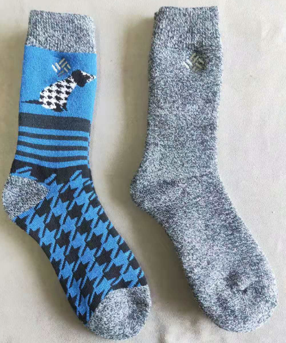 Acrylic Brush Socks
